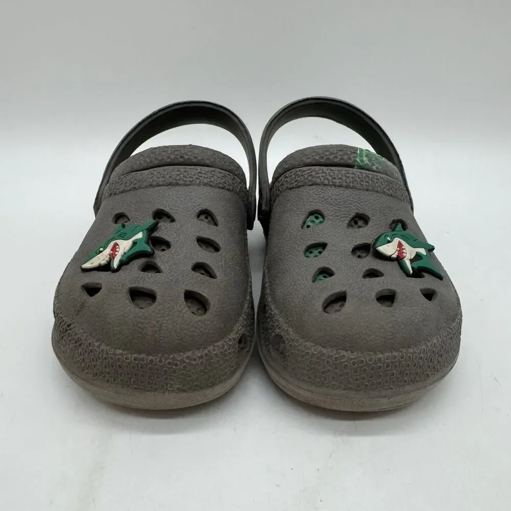Capelli New York Toddler Boys 8 Gray Tie-Dye EVA Clogs with Shark Jibbitz Charms
